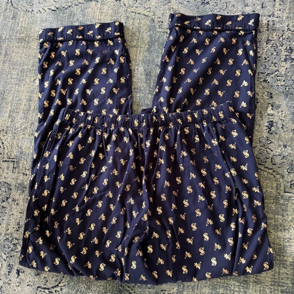 Victoria’s Secret Pajamas L - Picture 2 of 9